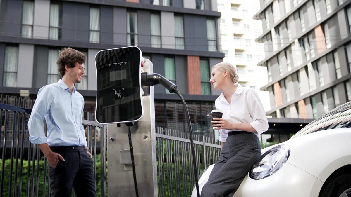 How Electric Vehicles Are Reshaping Urban Mobility